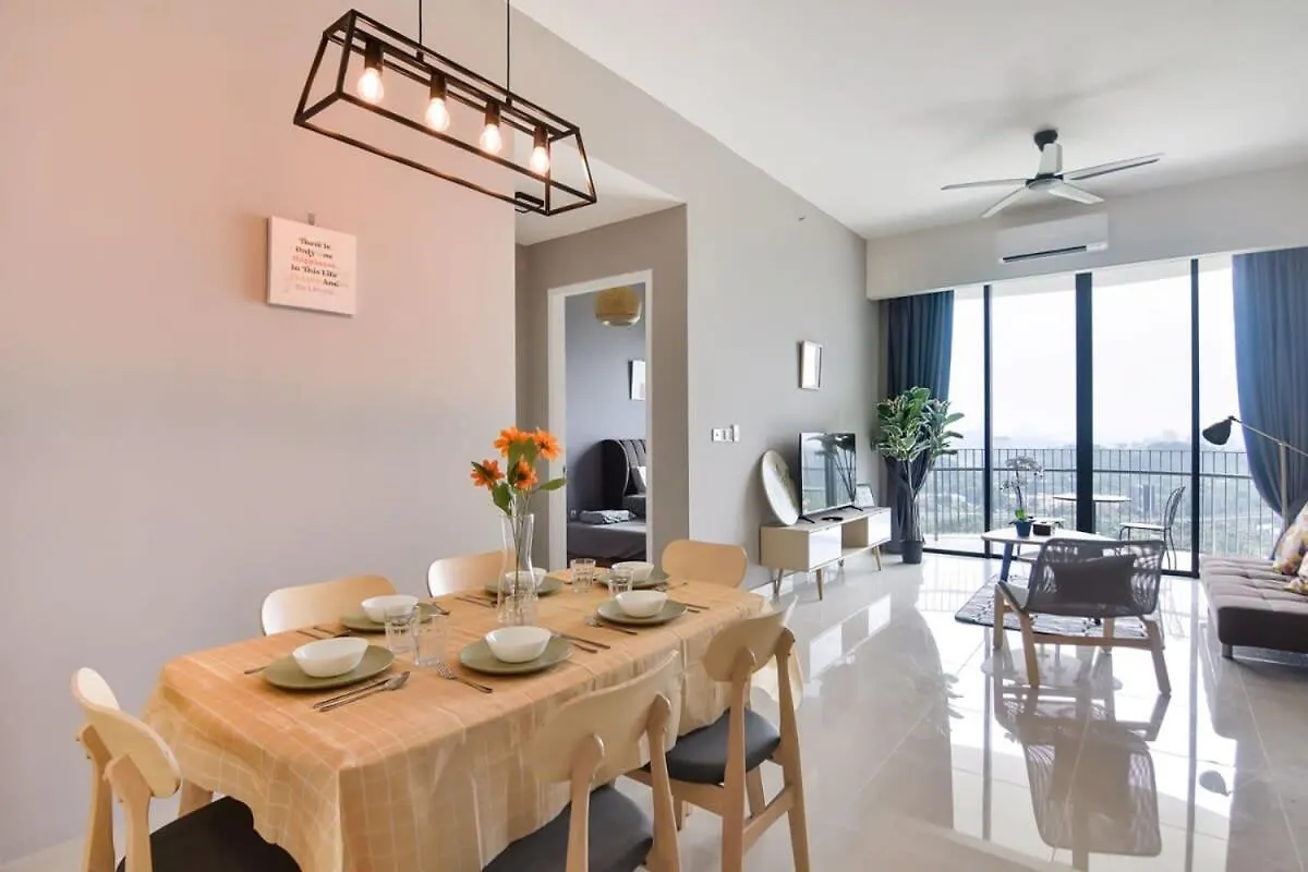 A Stylish & Comfy 2Br Klgcc Apt Free Parking Kuala Lumpur Lägenhet